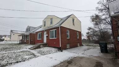 Main picture of 1327 Woodland Ave SE