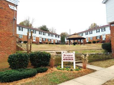 Main picture of 3111 Southwest Blvd
