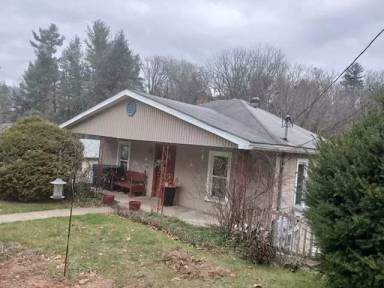 Main picture of 194 Welch St