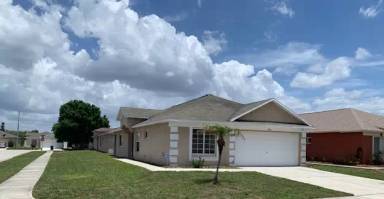 Main picture of 11802 Lynmoor Dr