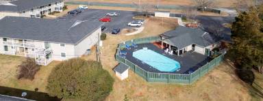 Main picture of Holiday Cove