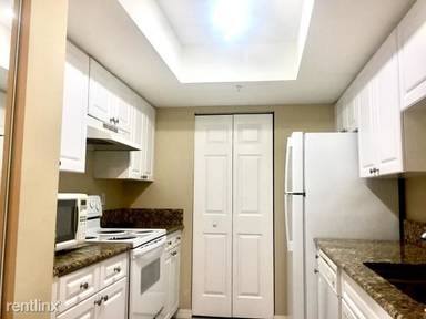 Main picture of 1200 Crestwood Ct S