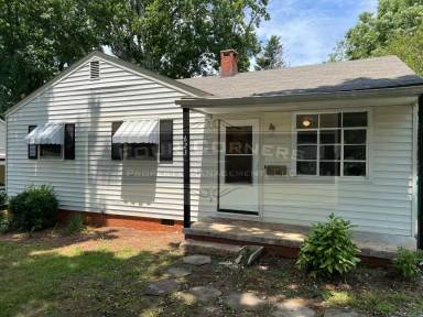 Main picture of 623 E State Ave