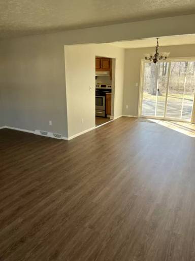 Main picture of 1267 Rosewood Dr NE