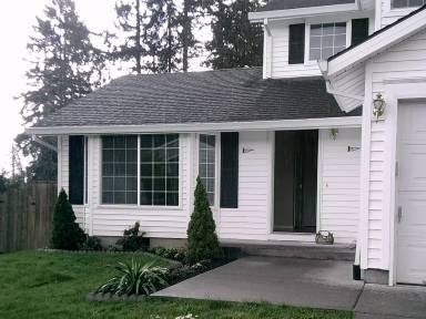 Main picture of 34657 Snow St