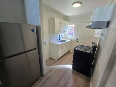 Main picture of 782 Terminal Ct