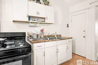 Main picture of 1107 E 4th St