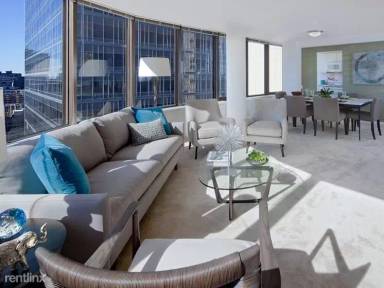 Main picture of 334 E Ontario St