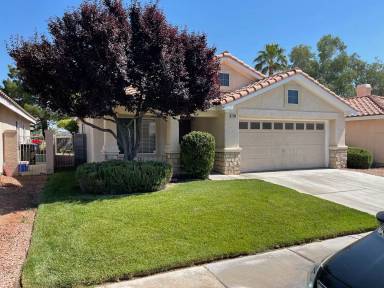 Main picture of 2460 Avenida Cortes