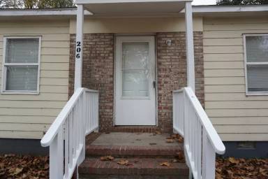 Main picture of 206 N 31st St