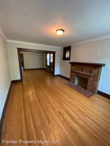 Main picture of 4602 Quincy St
