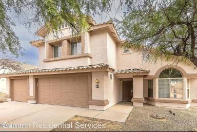 Main picture of 80 W Saddle Horse Ln