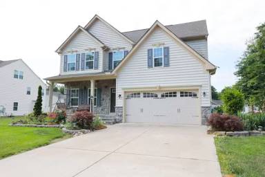 Main picture of 875 Eagle Pl