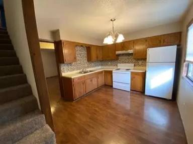 Main picture of 103B Warren St