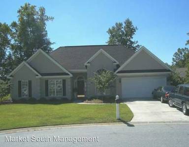 Main picture of 1 Bluebird Ct