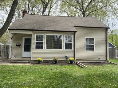 Main picture of 2670 Ellwood Ave