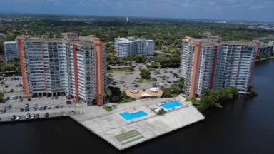 Main picture of Buckley Towers Condo