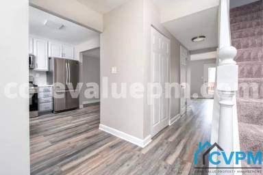 Main picture of 1617 Mount Airy Ct