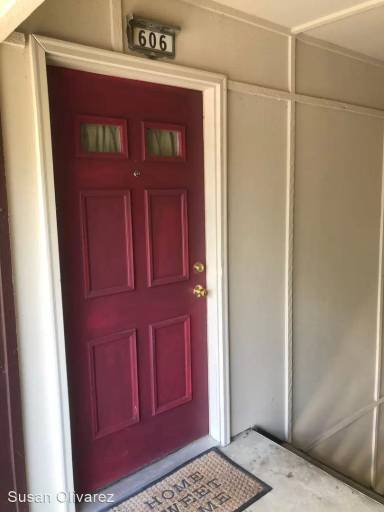 Main picture of 4331 E 68th St