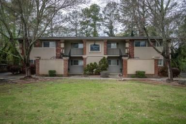 Main picture of 2018 S Milledge Ave