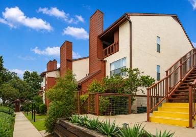 Main picture of Steeplechase Condominiums