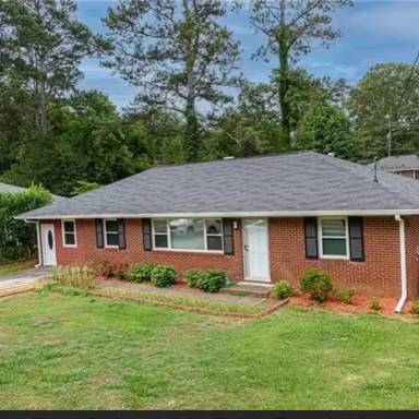 Main picture of 2172 Lower Roswell Rd