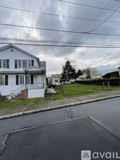 Main picture of 415 Saint Francis Cabrini Ave