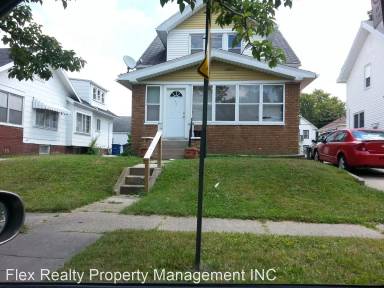 Main picture of 1812 Joffre Ave