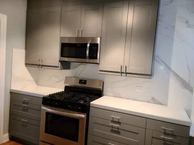 Main picture of 4839 W Addison St