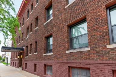 Main picture of 1325 W 27th St