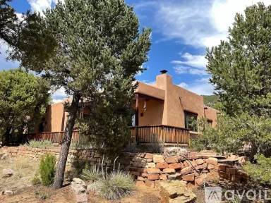Main picture of 34 Gray Fox Rd