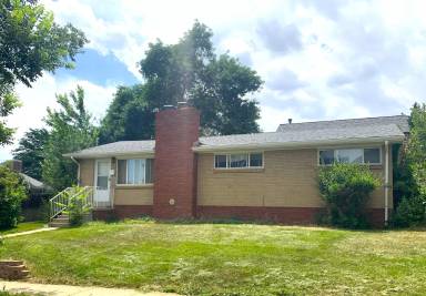 Main picture of 404 Arapahoe St