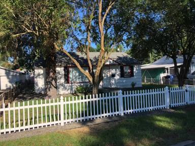 Main picture of 6007 N Buffalo St