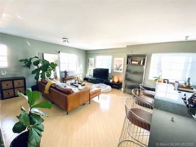 Main picture of 1045 Meridian Ave