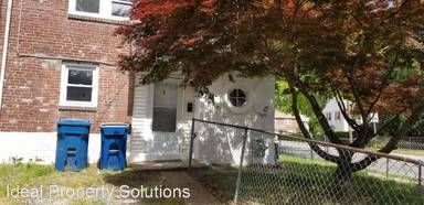 Main picture of 1 Paynter Dr