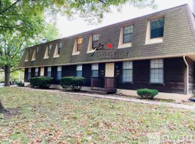 Main picture of 156 NW Zaun Ave