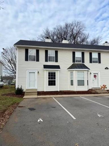 Main picture of 1301 Sun Way