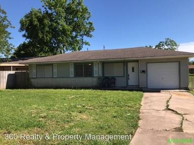 Main picture of 811 Temple Cir
