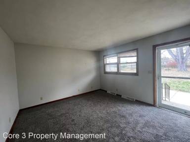 Main picture of 612 E Ridgely Ave