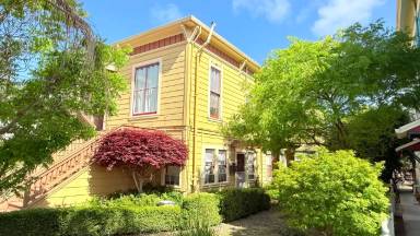 Main picture of 933 Santa Clara Ave
