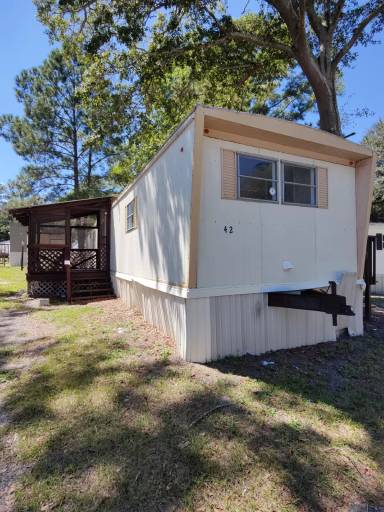 Main picture of Parkwood Mobile Home Park