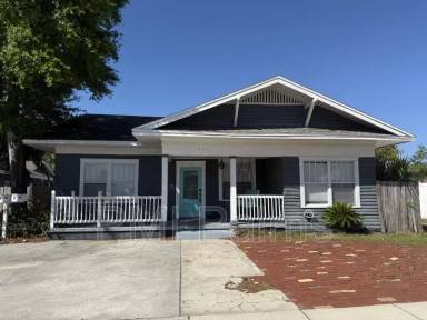 Main picture of 103 W Mohawk Ave