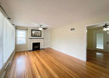 Main picture of 11 E 27th Ave
