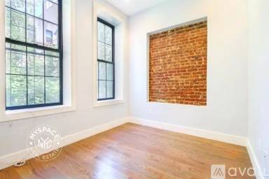 Main picture of 364 Palmetto St