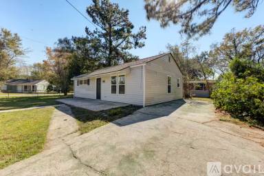Main picture of 3105 Matipan Ave