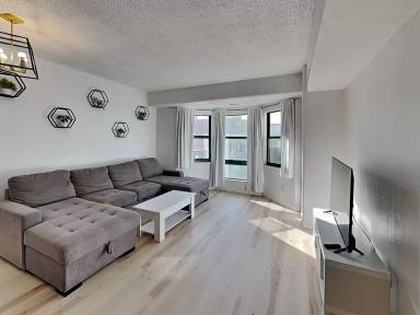 Main picture of 988 Franklin St Apartments