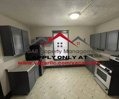 Main picture of 1356 Johnson St