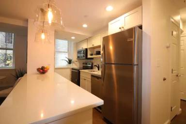 Main picture of 1080 Beacon St