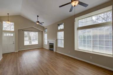 Main picture of 269 W Athens Ave