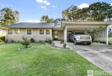 Main picture of 37 Beechwood Dr